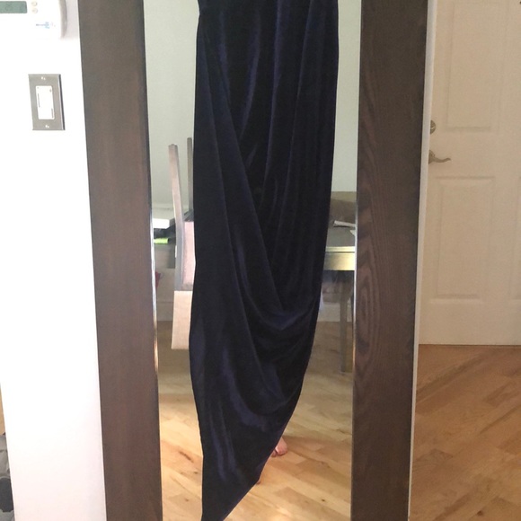 Long Evening dress - Picture 2 of 5
